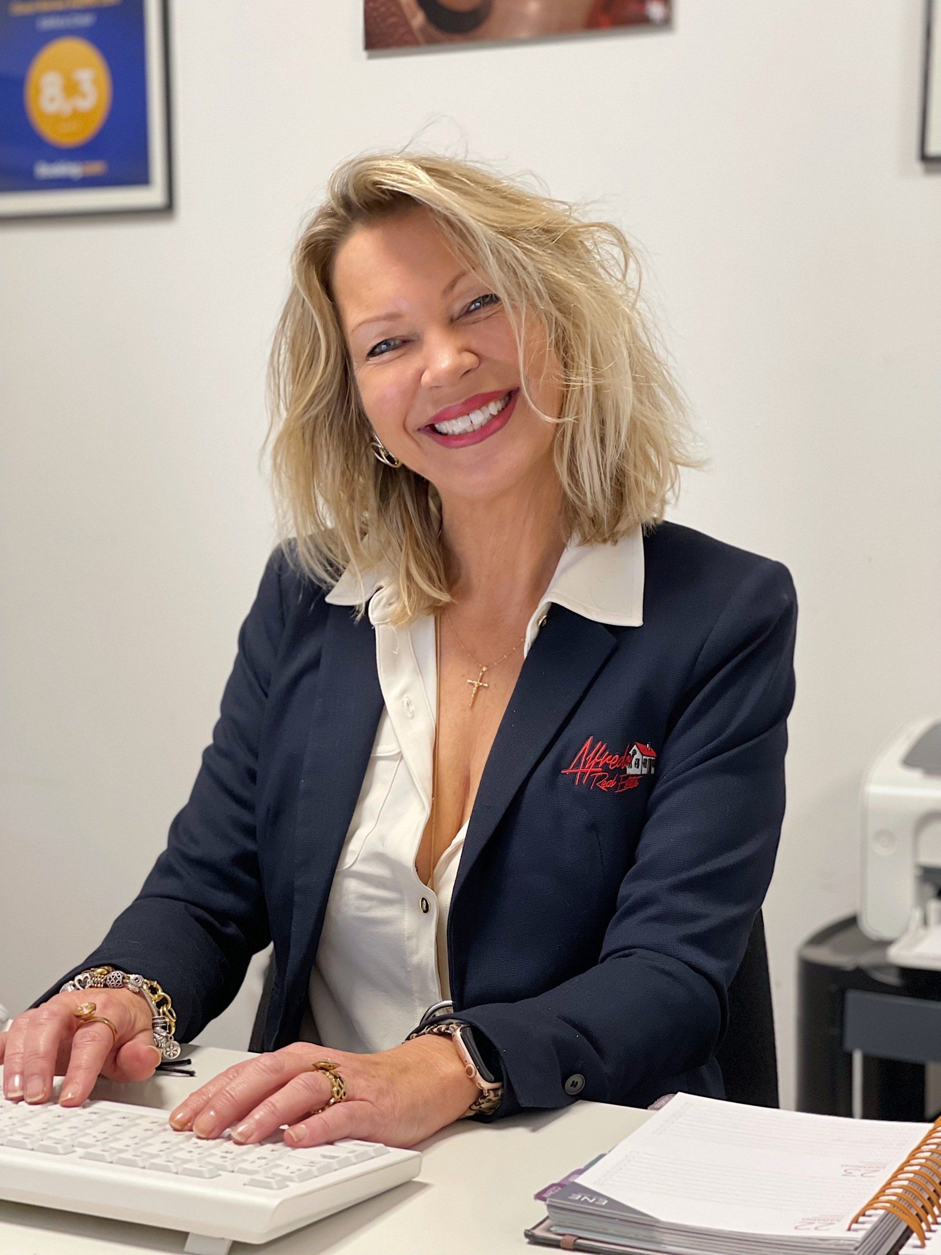Claudia - Assistant at Alfredo Real Estate