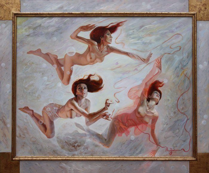 Dans l’antiquité les trois Parques, vieilles sorcières, filaient le destin des humains. Ici, elles sont jeunes, imaginaires et sans pesanteur : symboles de notre vie. Le supraréalisme met en valeur ses idées symboliques.