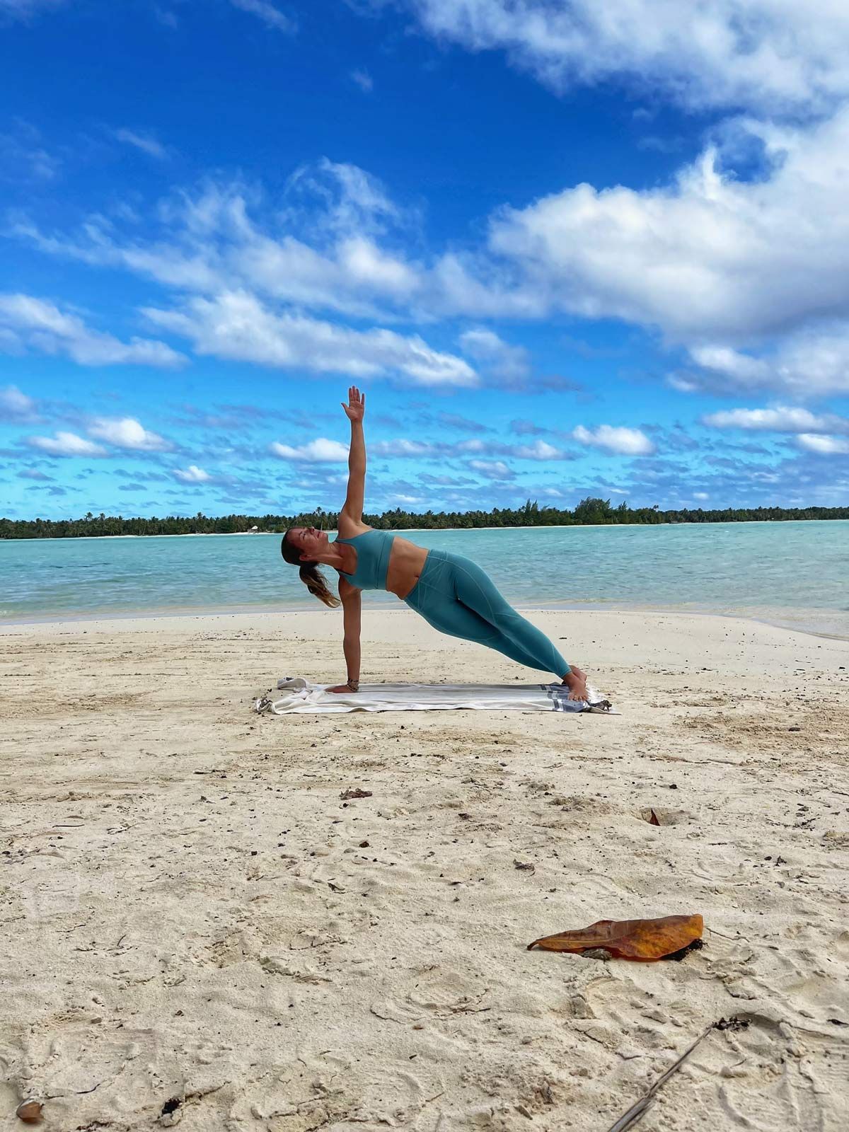 pilates antibes, pilate antibes, cours pilates antibes, cours de pilates antibes, cours pilates plage antibes, pilates plage antibes, pilates paddle antibes