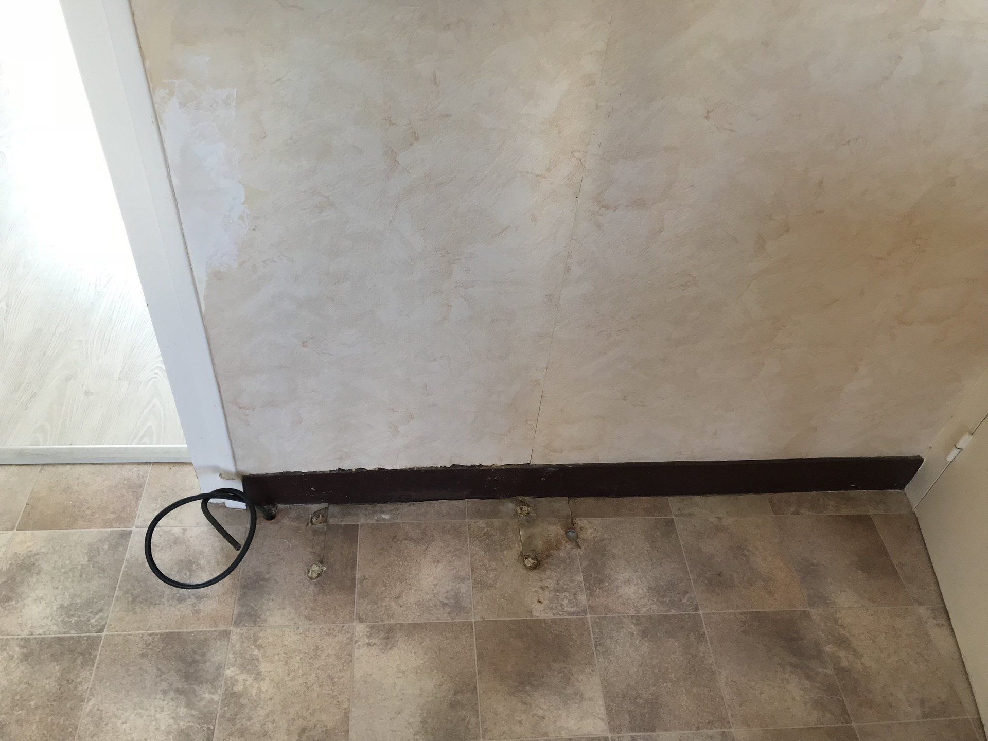 AVANT Remplacement d'un radiateur fonte par radiateur AVANT