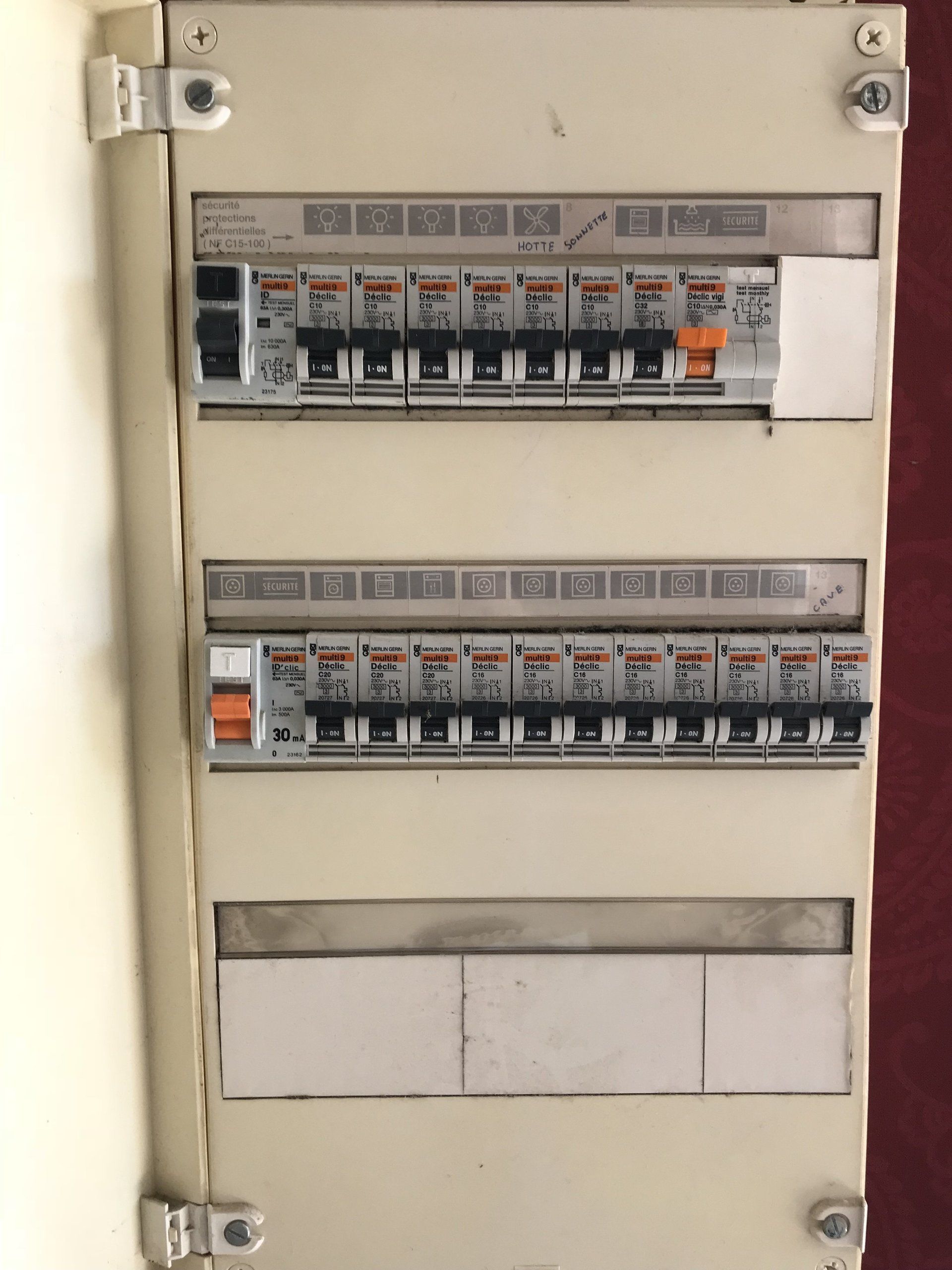 Extension de l'installation électrique a domicil elec