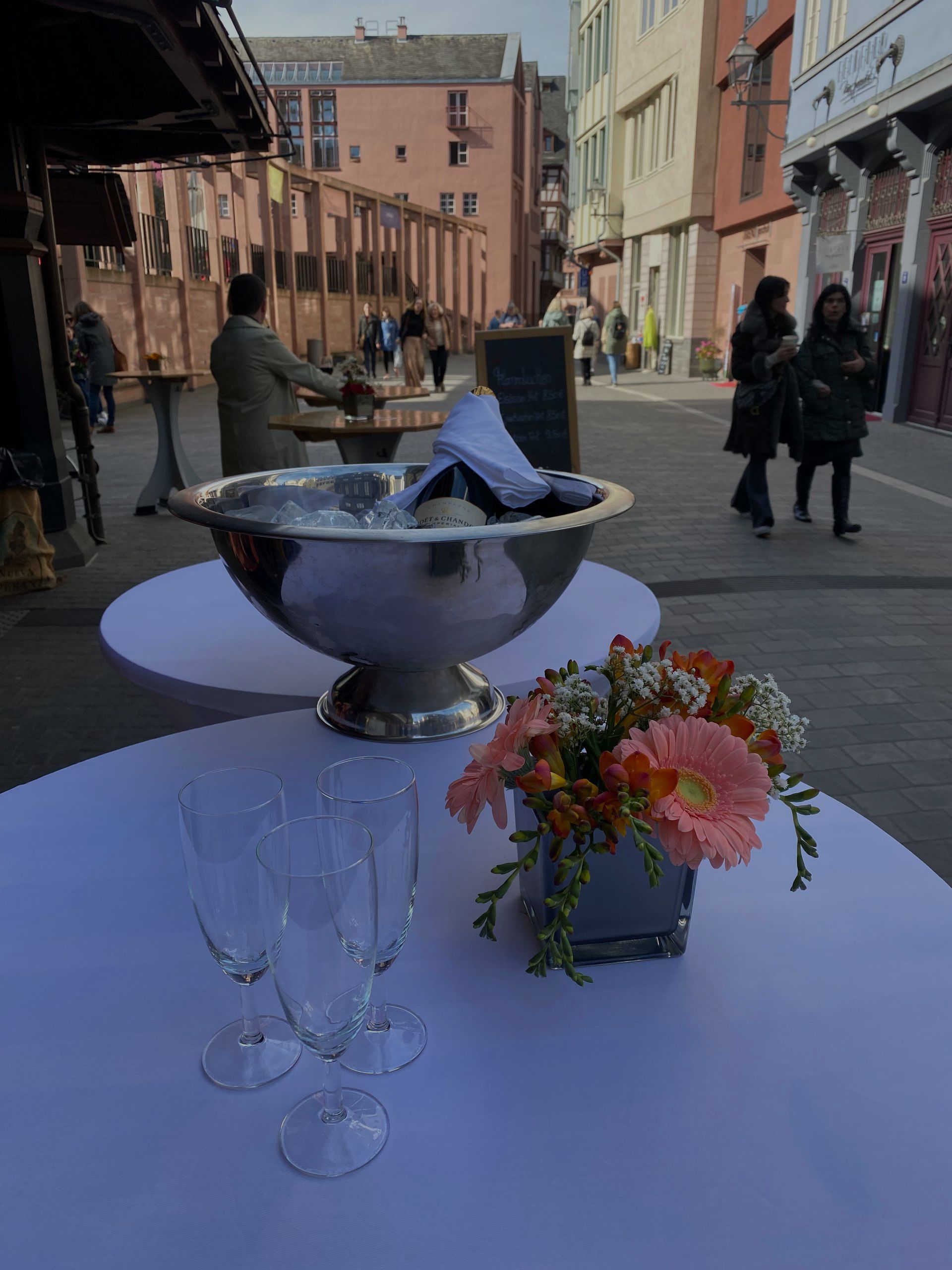 Wein und Sekt Metzgerei Dey Altstadt Frankfurt am Main