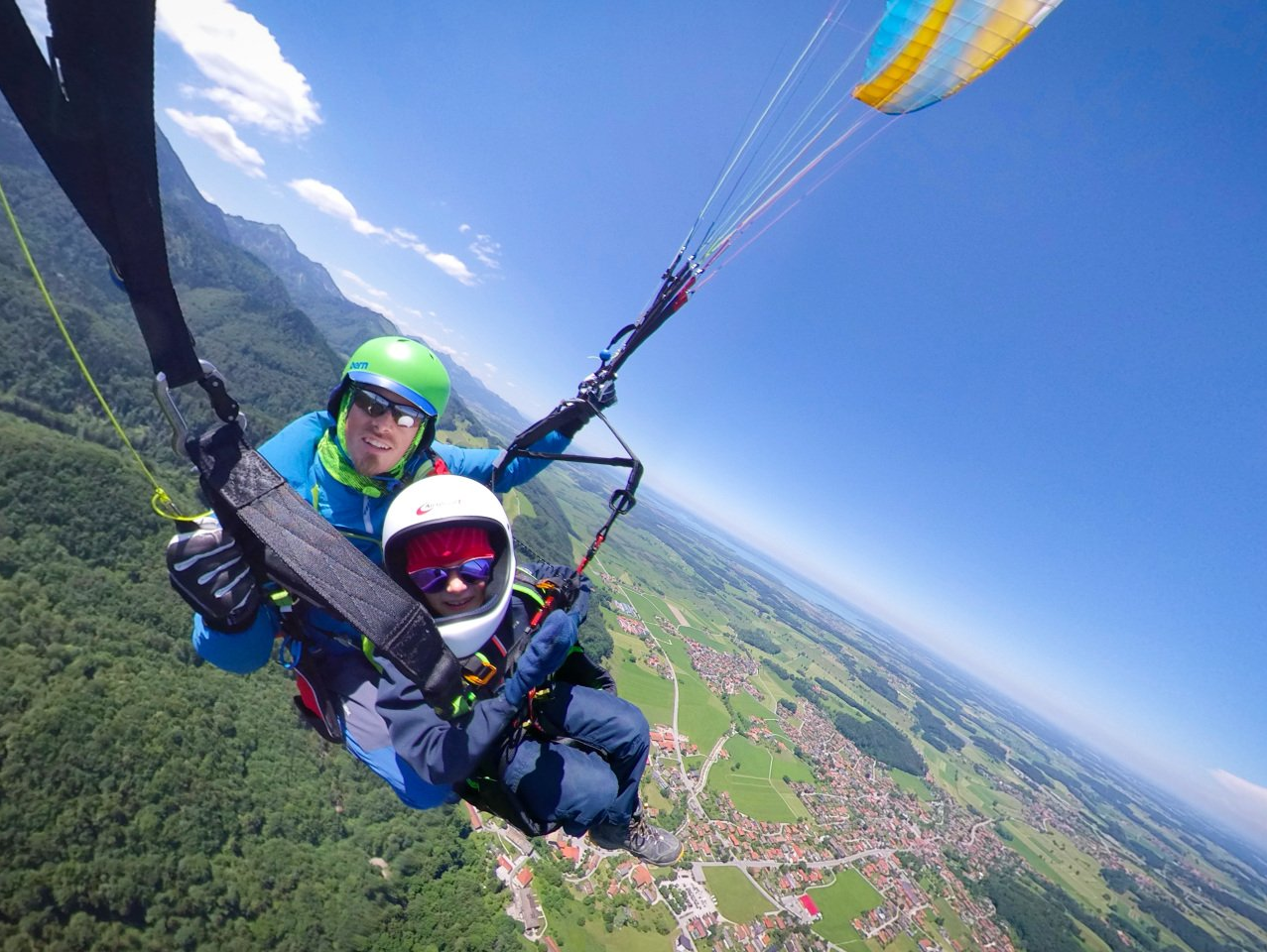 Tandemgleitschirmfliegen mit deintandemflieger
