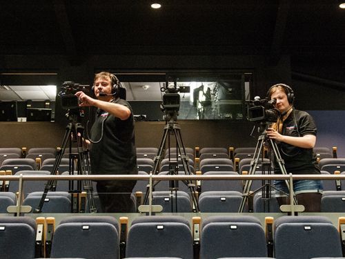 Professional-Video-live-stream-services-for-graduation-ceremony Professional-Video-live-stream-services-for-graduation-ceremony