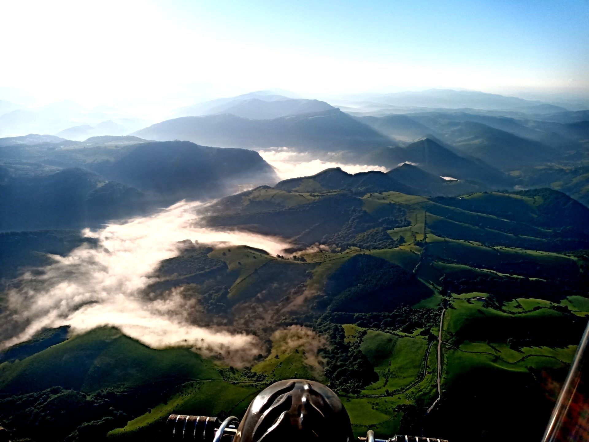 Bizifly vuela en parapente con motor en navarra