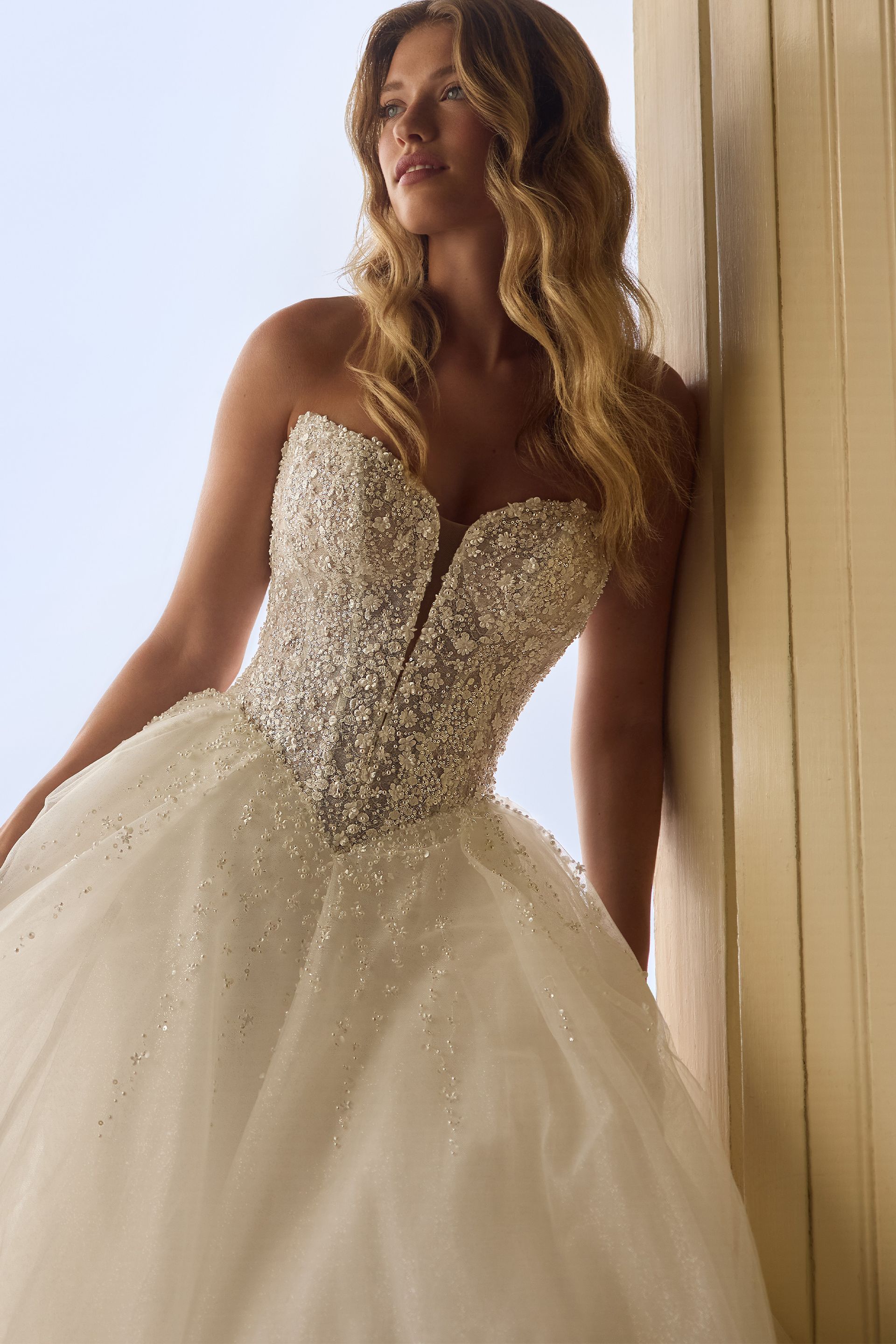 SOPHIA TOLLI ELLI