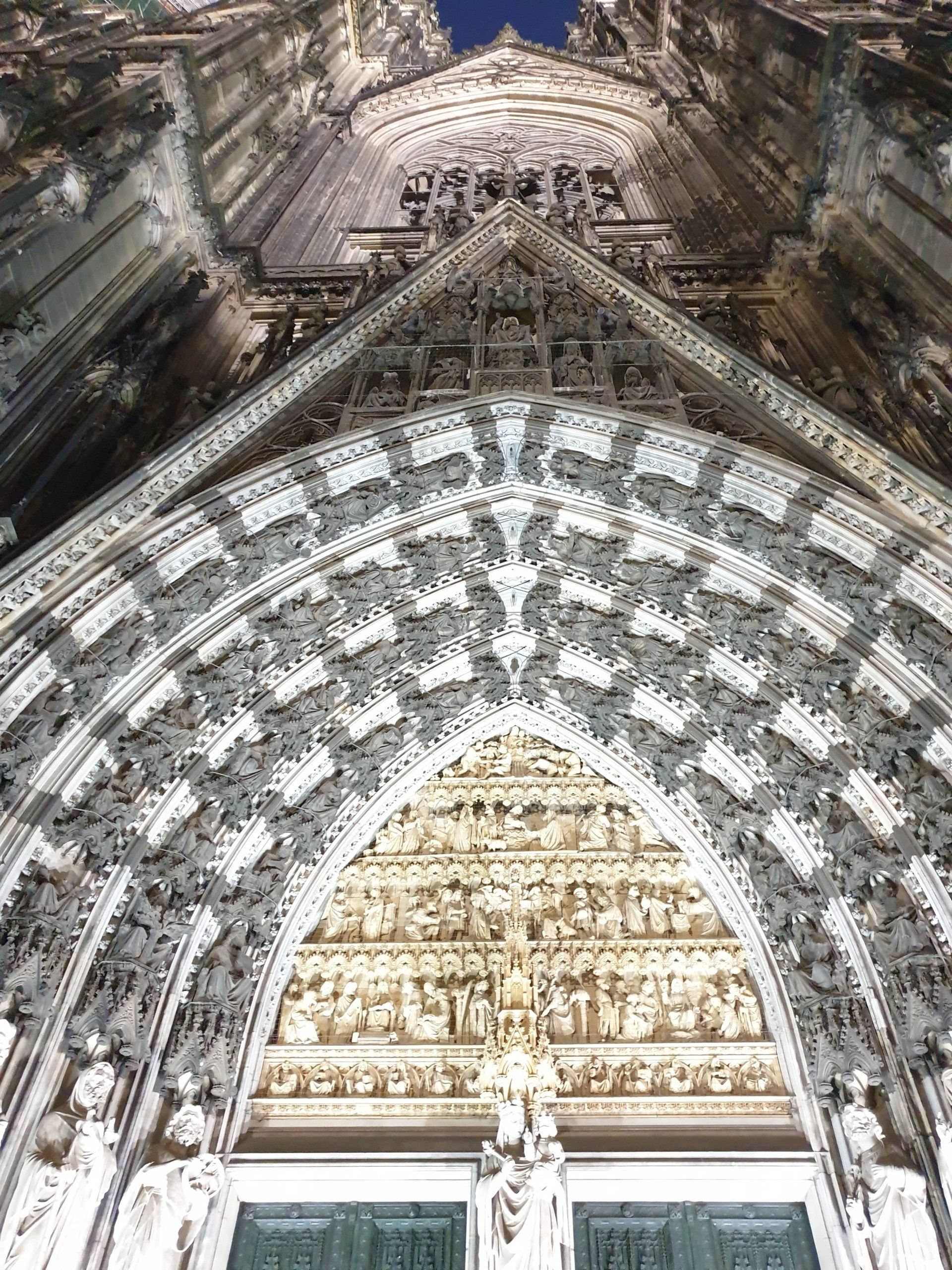 SDS STADTFÜHRUNGEN: ERLEBEN SIE WEITAUS MEHR ALS