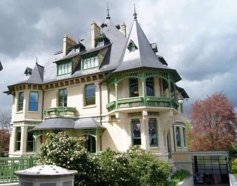 Villa Demoiselle