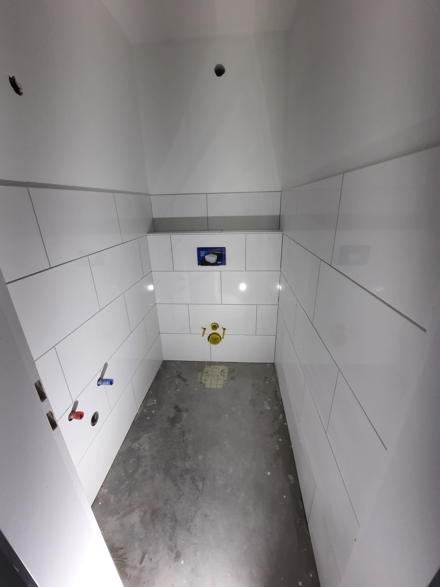 Fliesen legen WOLAK Renovierung & Innenausbau Fliesen legen