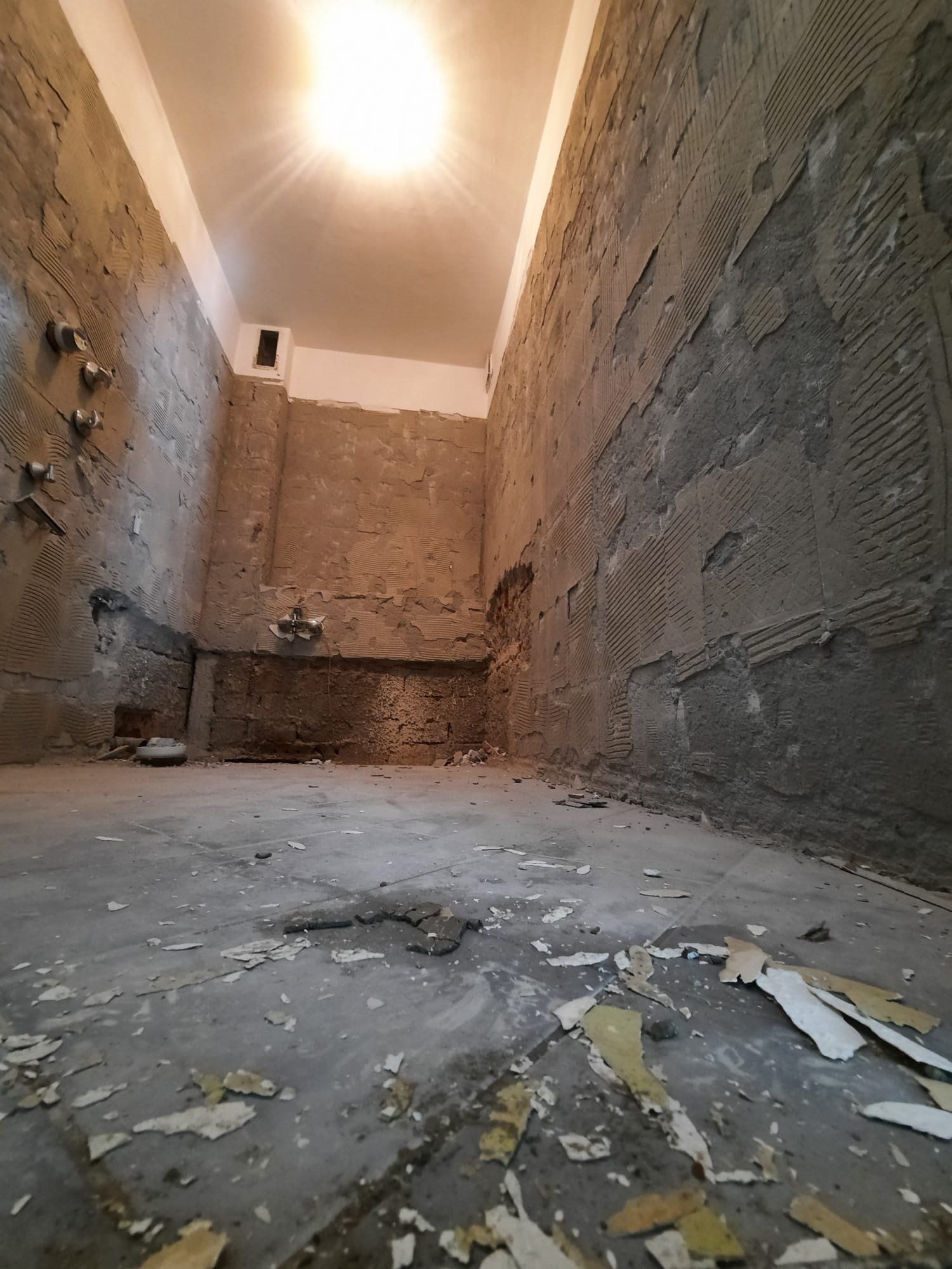 Vorher WOLAK Renovierung & Innenausbau Badezimmer