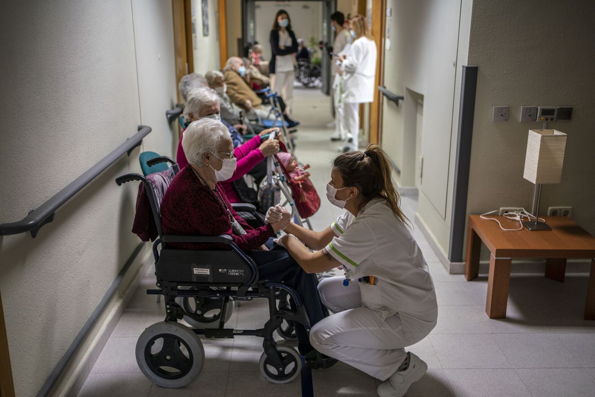 La Comunidad Valenciana vacuna a todos los mayores de 80 años