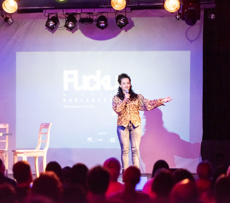 © Michael M. Roth, MicialMedia Melanie Schoen Fuckup Nights Karlsruhe