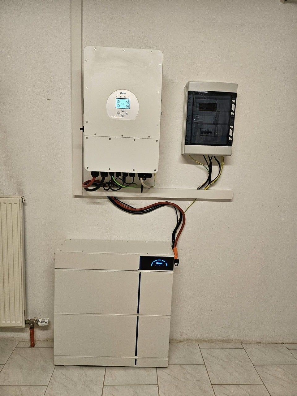 Deye Wechselrichter und Speichersystem