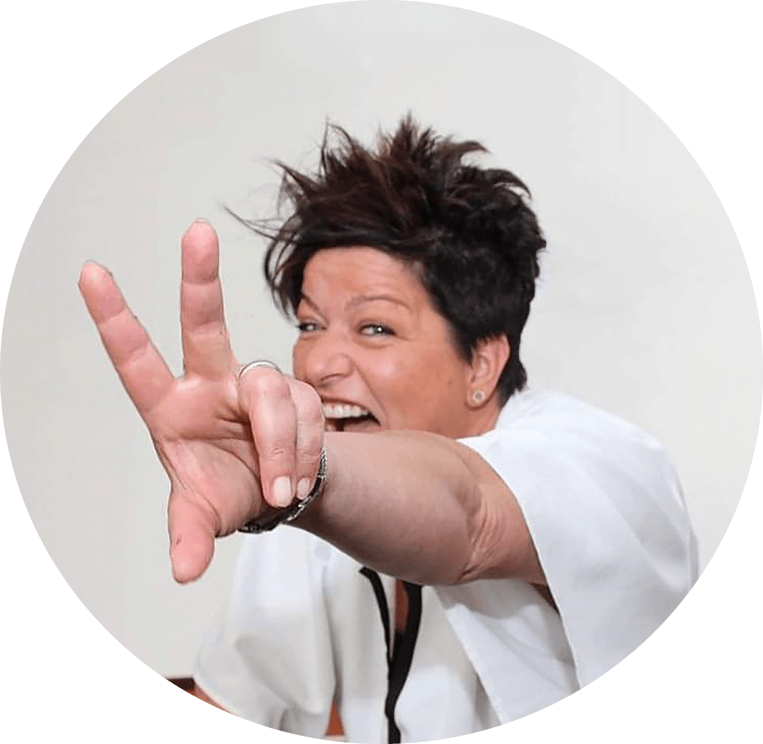 Ivonne Ivonne Schneider