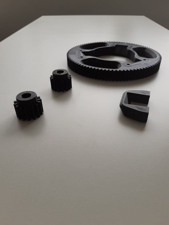 Pièces imprimées en PETG Noir par dépôt de filament