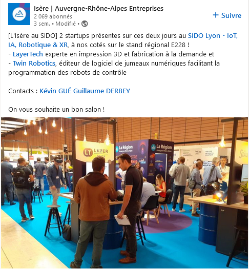 Image présentant l'équipe LayerTech sur le salon SIDO