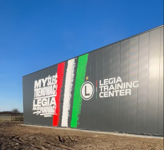https://championslab.legia.com/