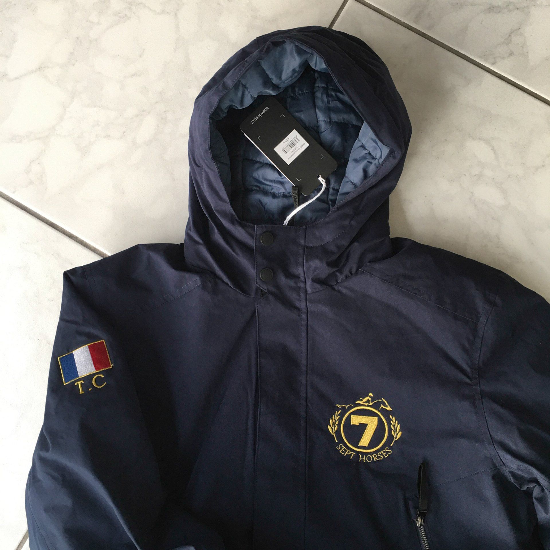 Veste brodée par Briz Broderie Veste brodée par Briz Broderie