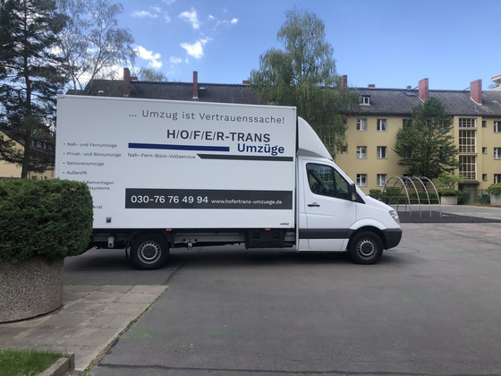 Möbelwagen Umzugsfirma Berlin mit Umzugsfirma Berlin umziehen