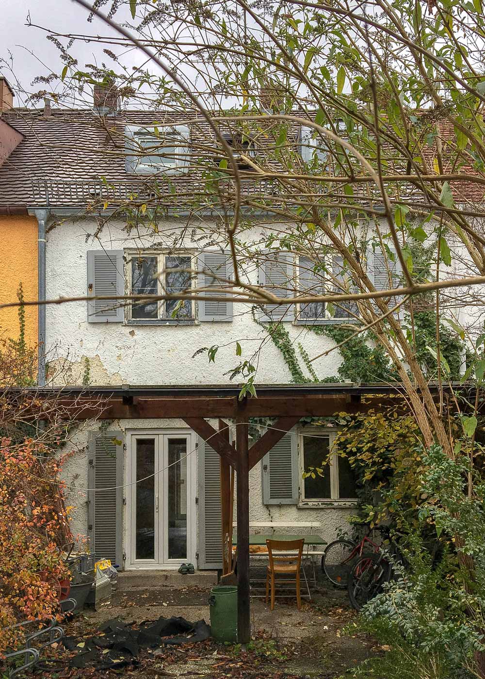 Vor Sanierung im Denkmalschutz, München