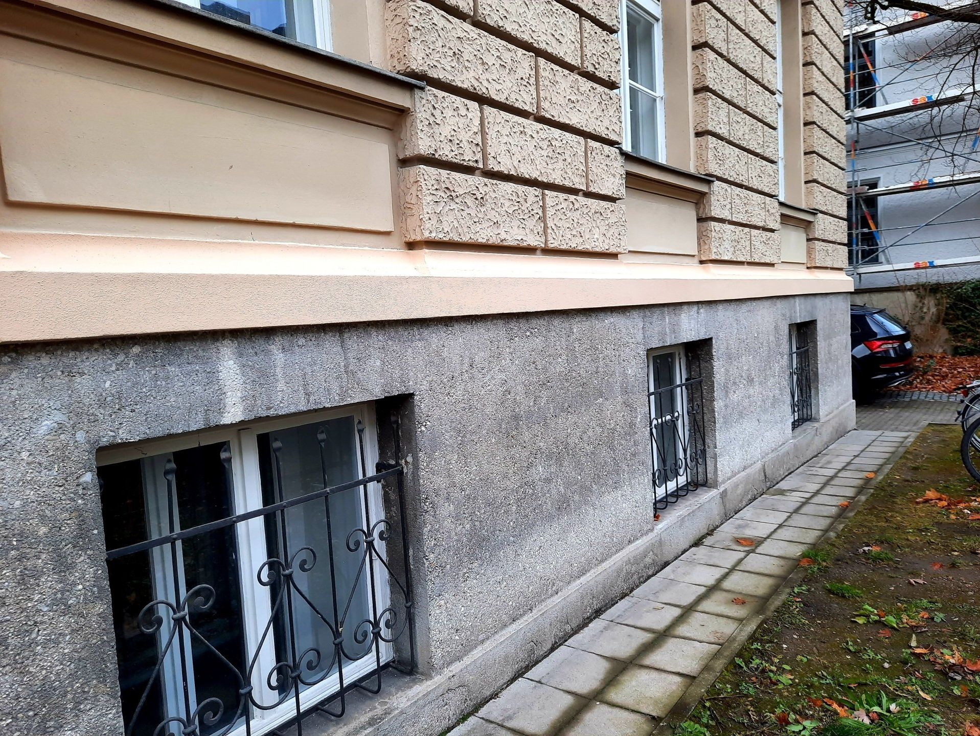 saniertes Gesims, QFS Bauleistung