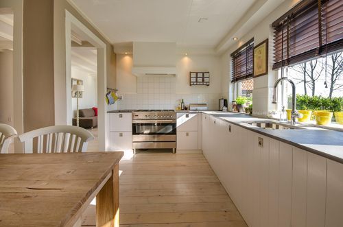 Landhausdiele Helle Landhausdiele als Laminat