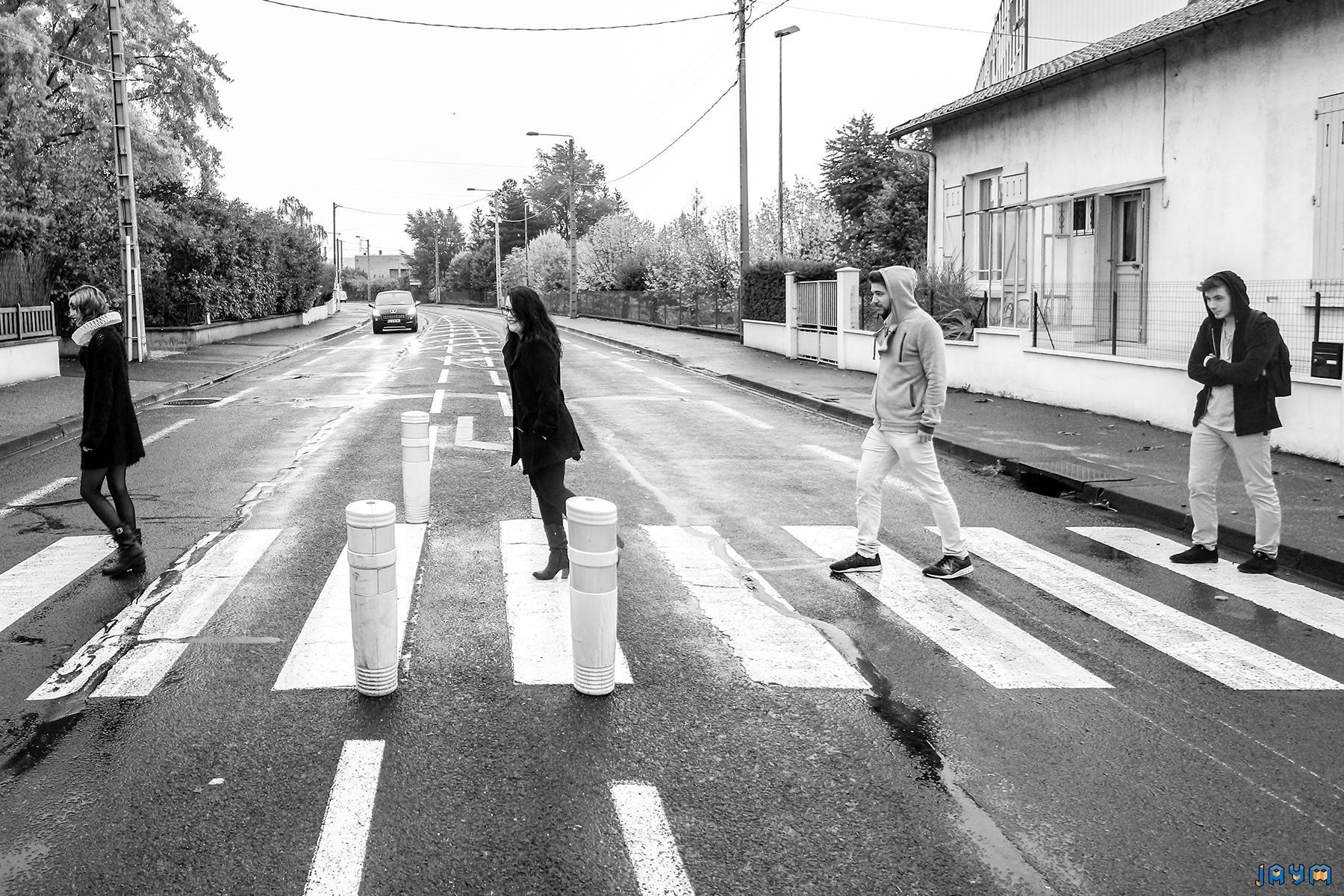 Traversée d'un boulevard à grand trafic
