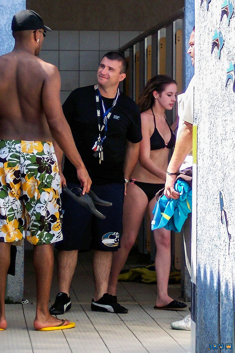 Dans les douches de l'Aqualand du Cap-d'Agde