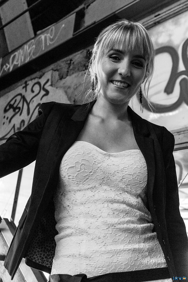 Gros seins d'une vierge