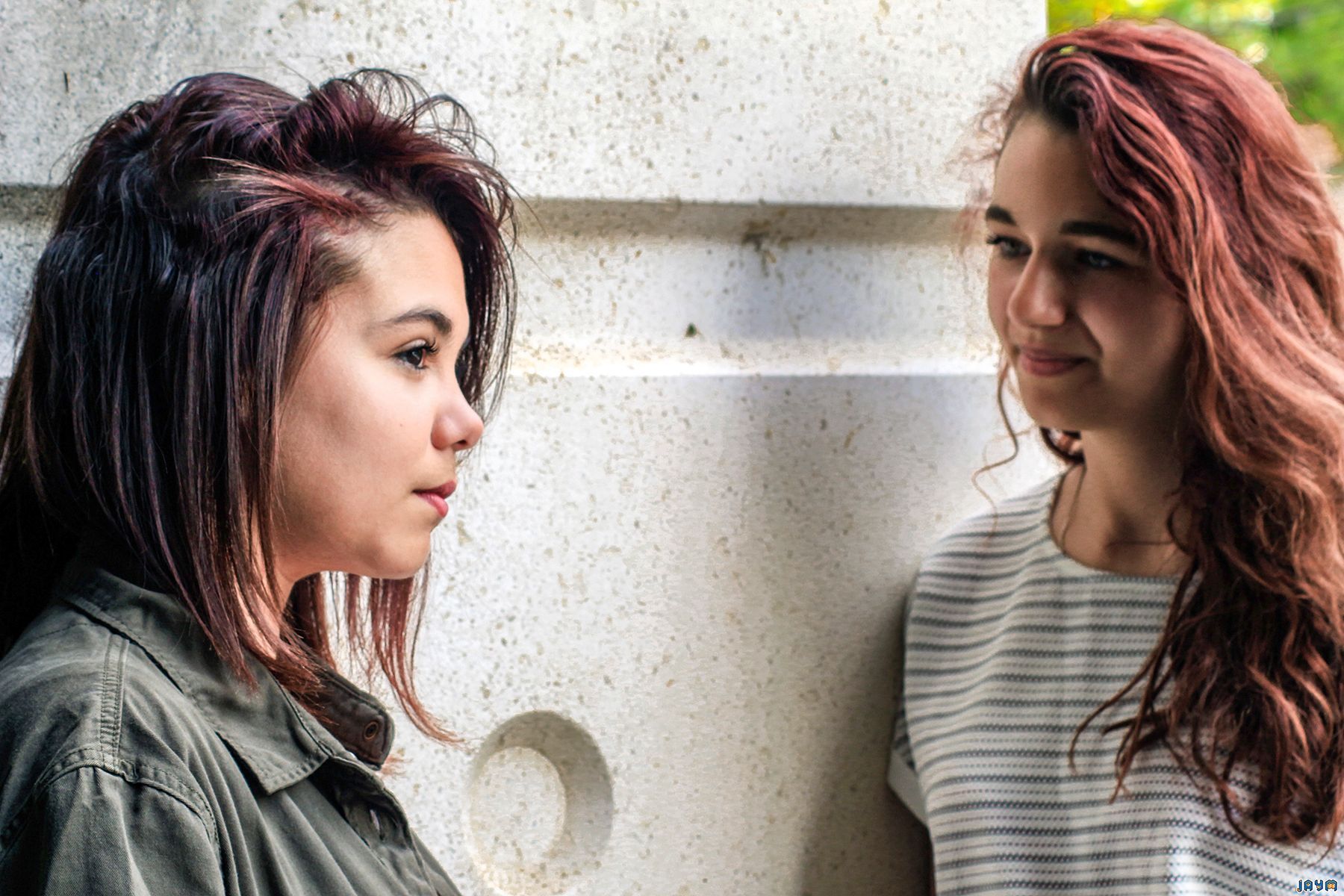 Mélancolie de deux adolescentes
