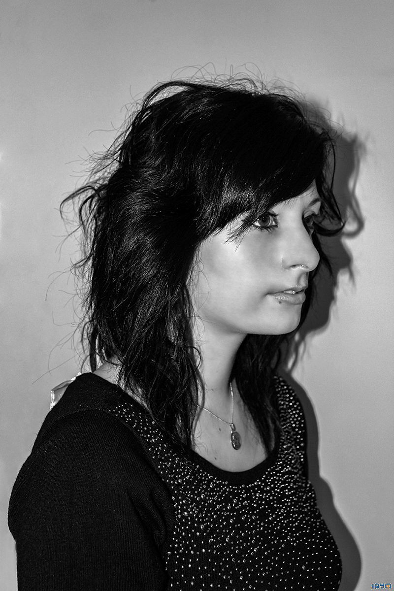 Longueur de cheveux aux épaules