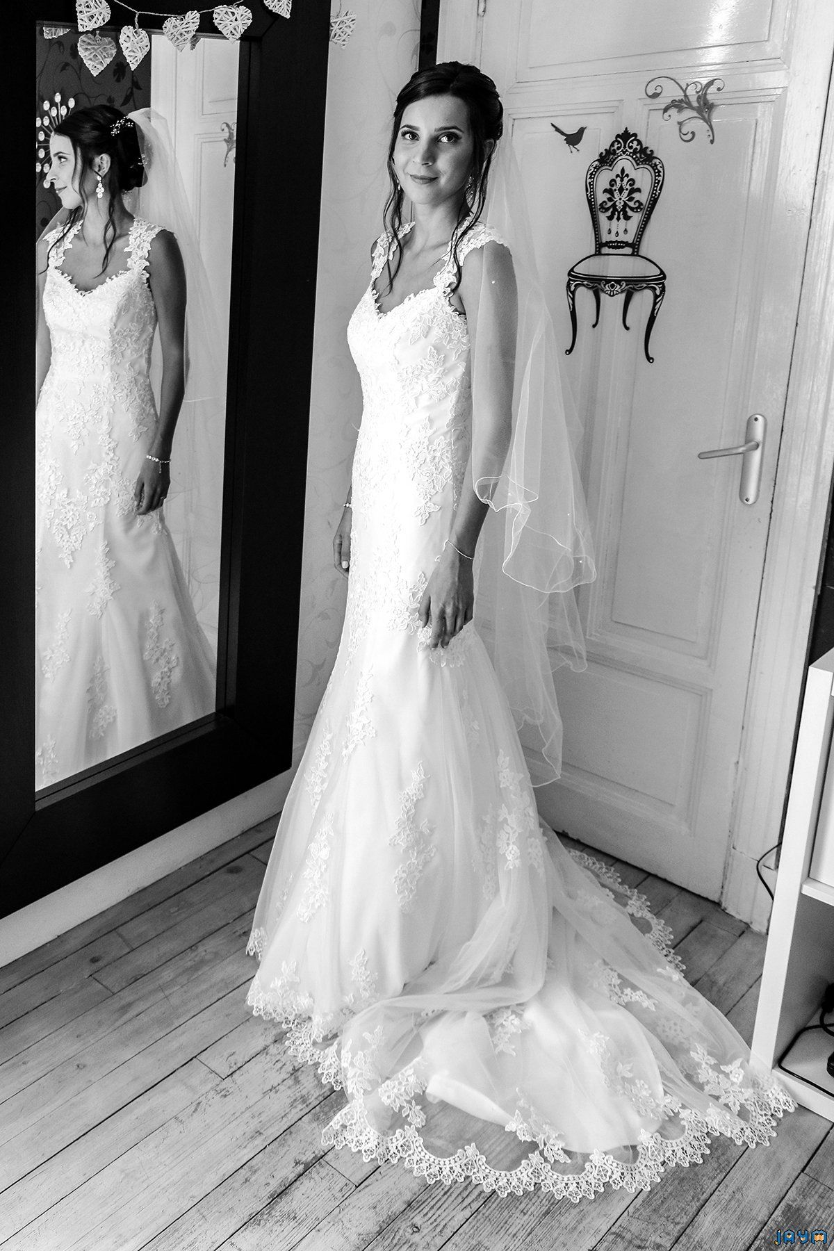 La pureté de la mariée dans sa belle robe blanche.