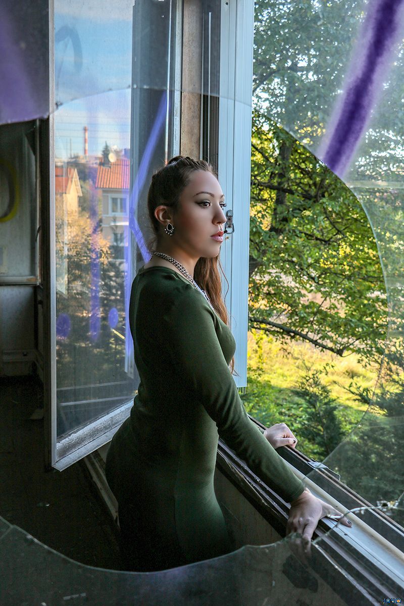 Shooting de Yasmina Femme de caractère des cités nord