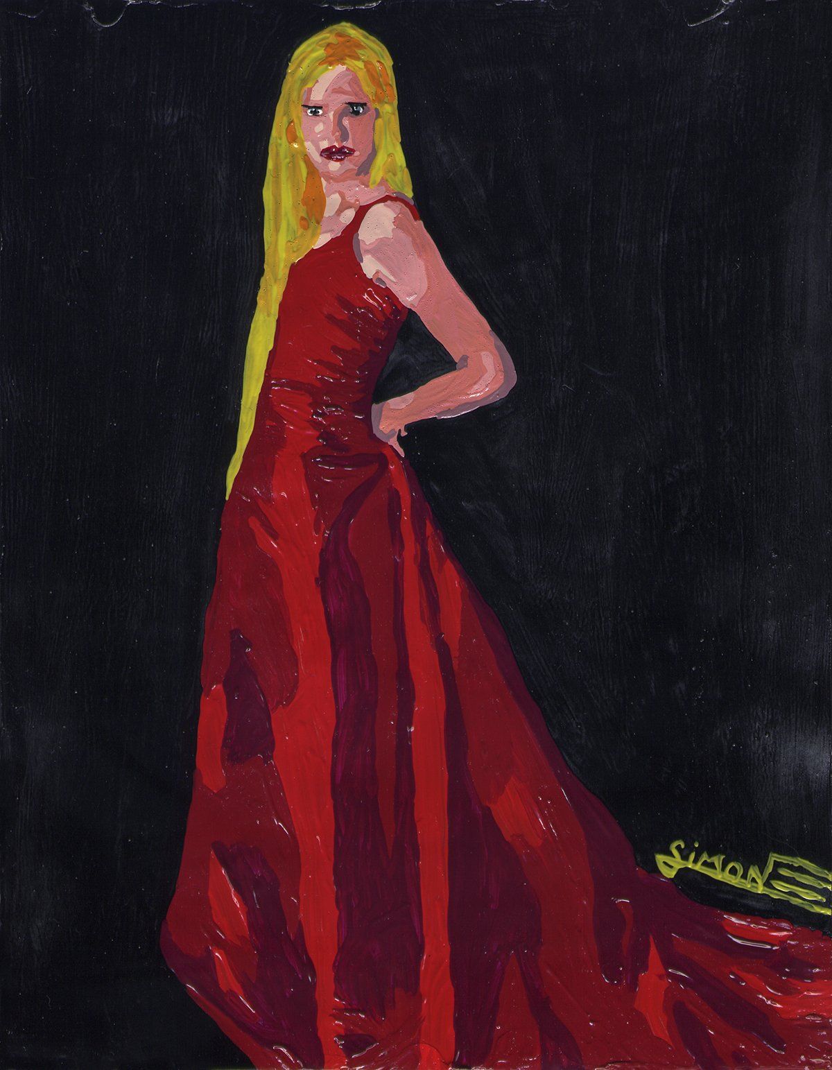 Blonde en robe de soirée