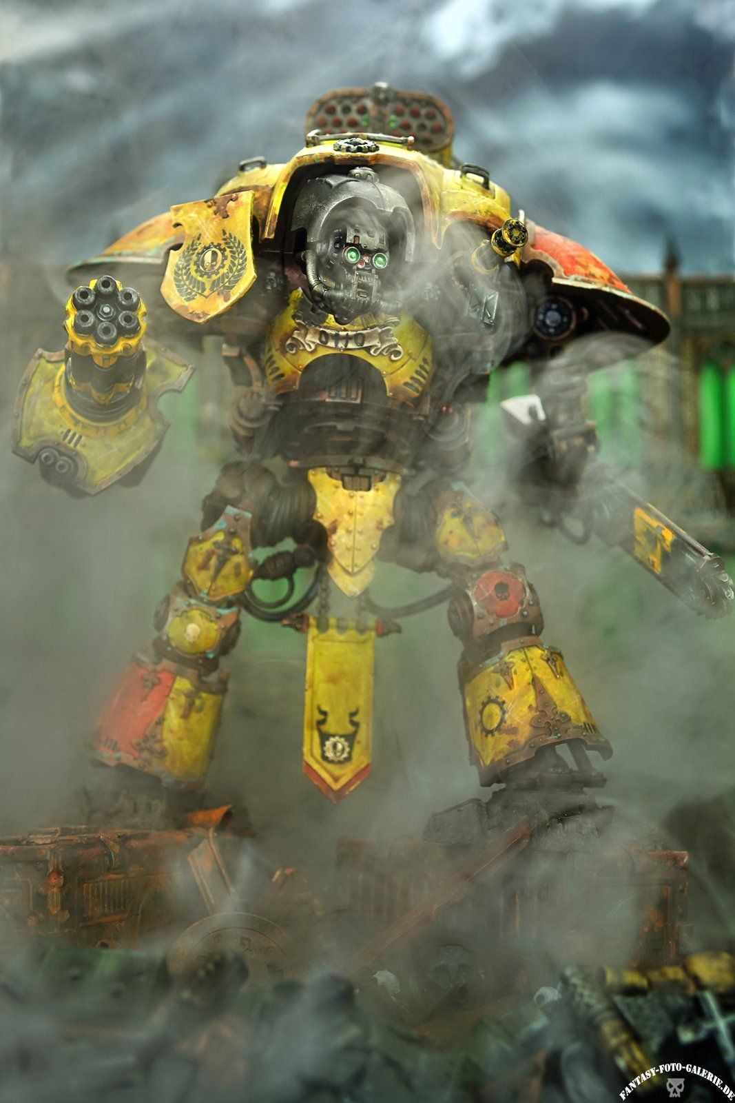 Tabletop imperial titan in the dust