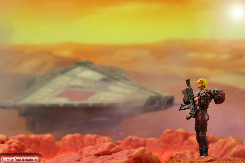 Tabletop Photography Raumschiff und Pilotin