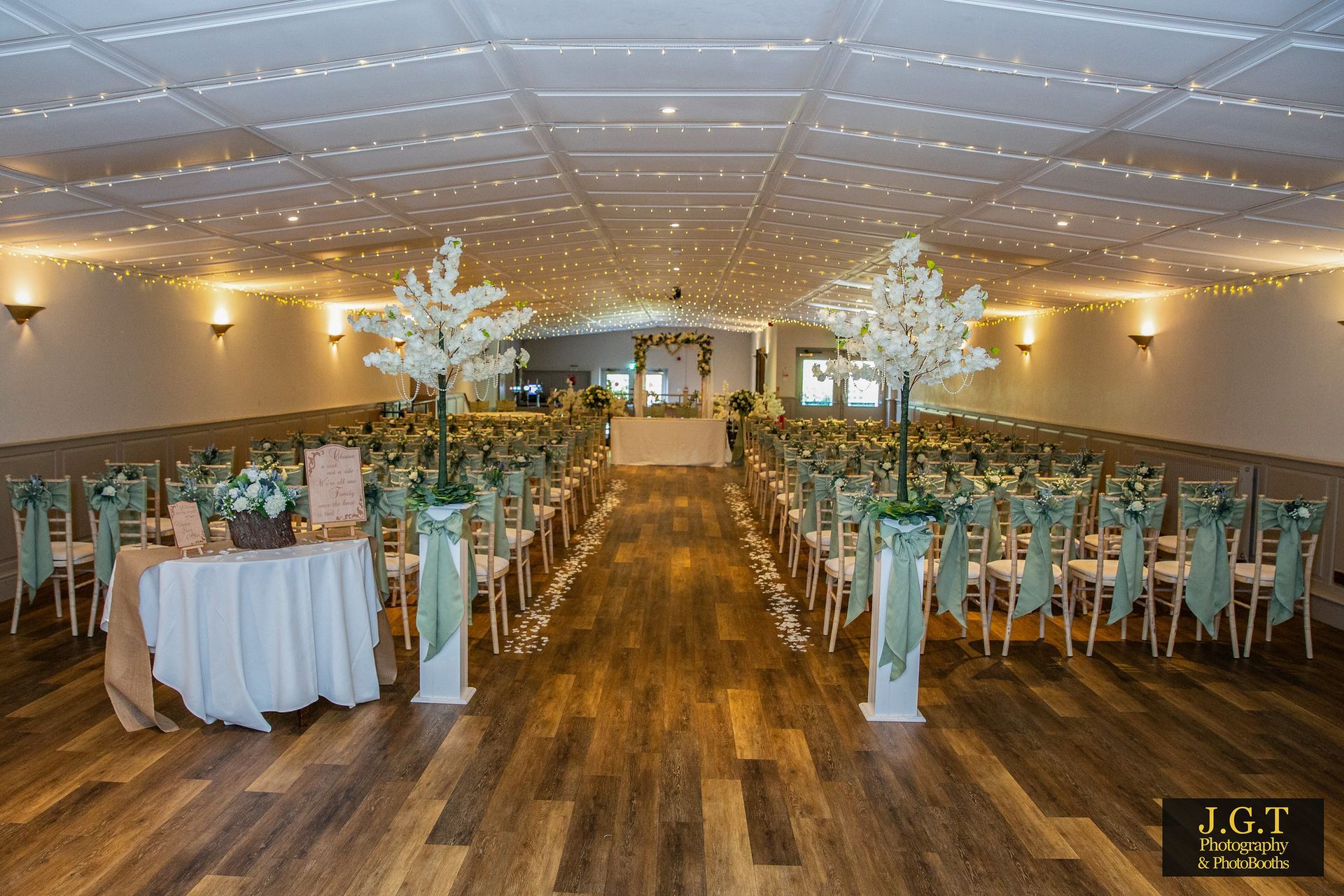 Wedding ceremony venue Warwickshire, civil ceremony venue Warwickshire. Near Leicestershire border.