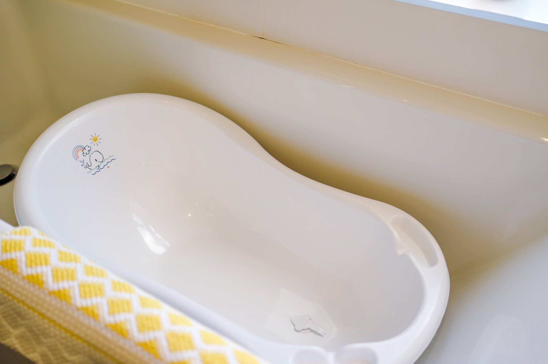 babybath in main bath