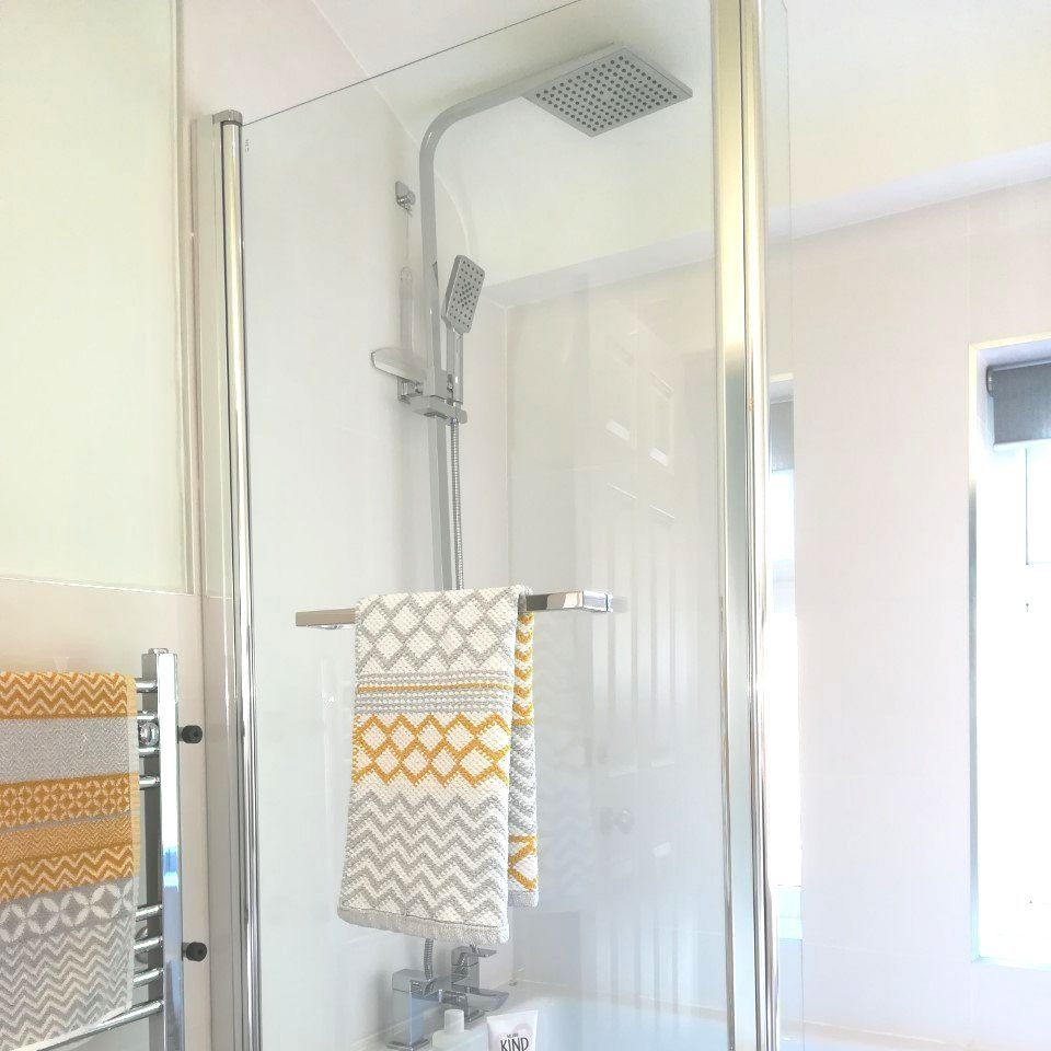 rain shower and smaller rinse shower