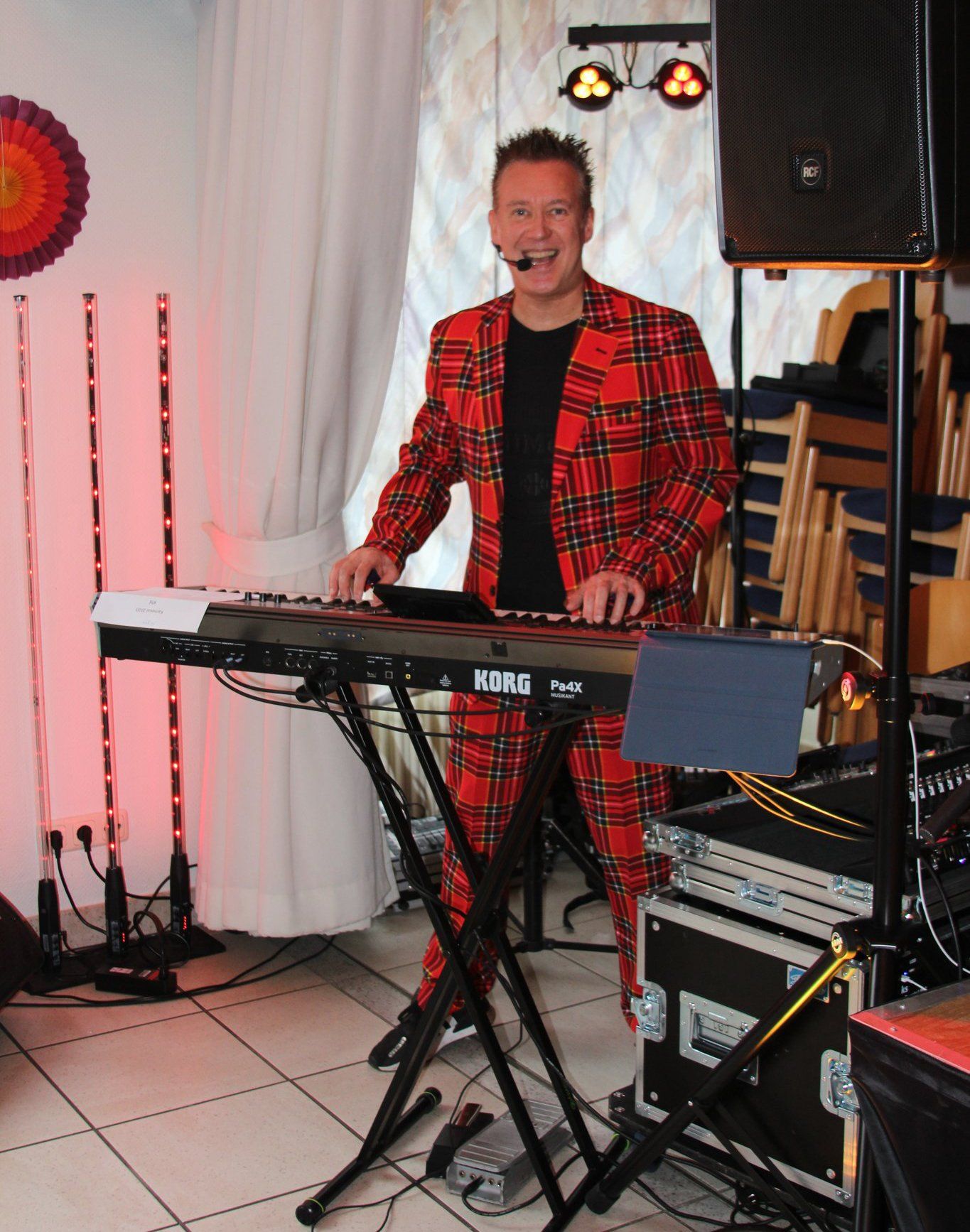 Alleinunterhalter im Karneval Jürgen Sartorius - Solo-Entertainer