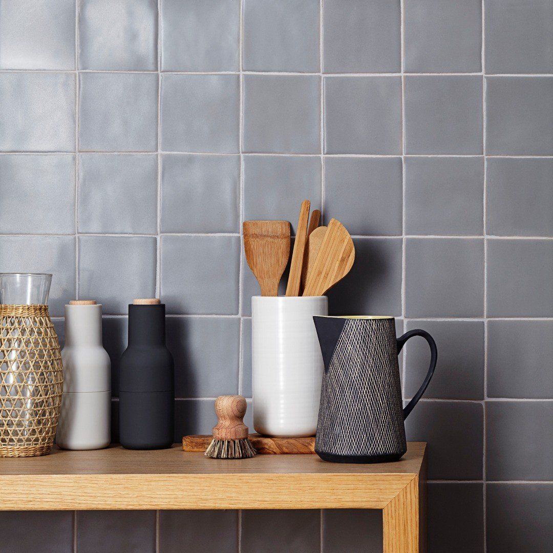 wandfliese handgemacht grau matt vintage