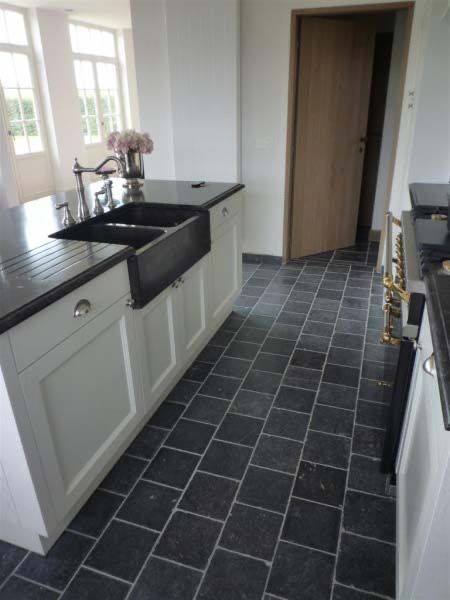 Küchenboden Antik Belgisch Blaustein 20X20 cm getrommelt