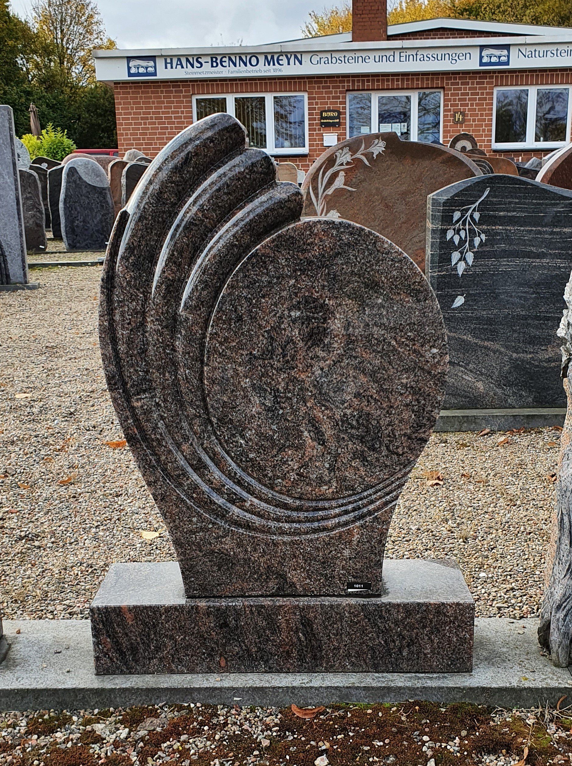 Einzelstein  - Meyn Grabsteine in Bad Bevensen