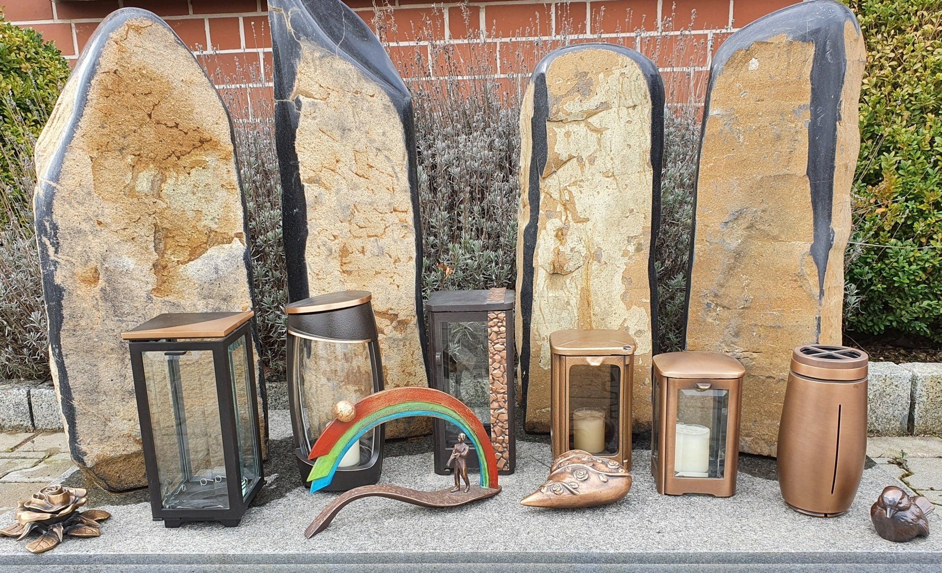 Grabzubehör - Meyn Grabsteine in Bad Bevensen