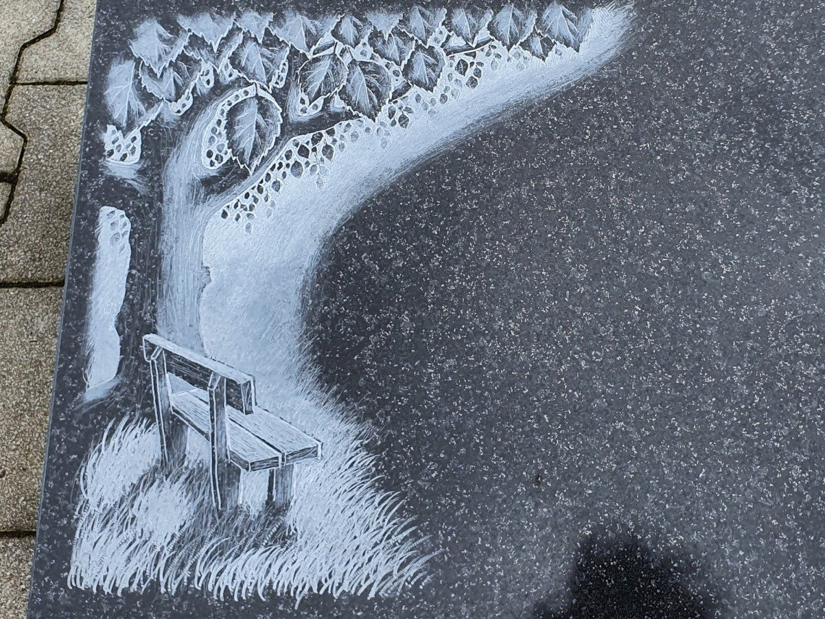 Landschaftsgravur  - Meyn Grabsteine in Bad Bevensen