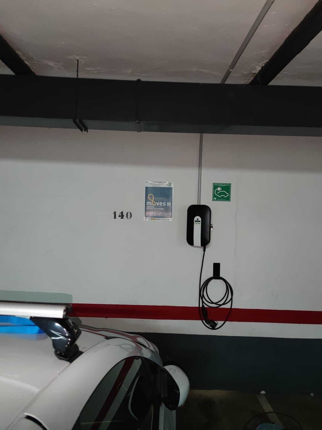 presupuesto instalación punto de recarga vehículo eléctrico en parking comunitario