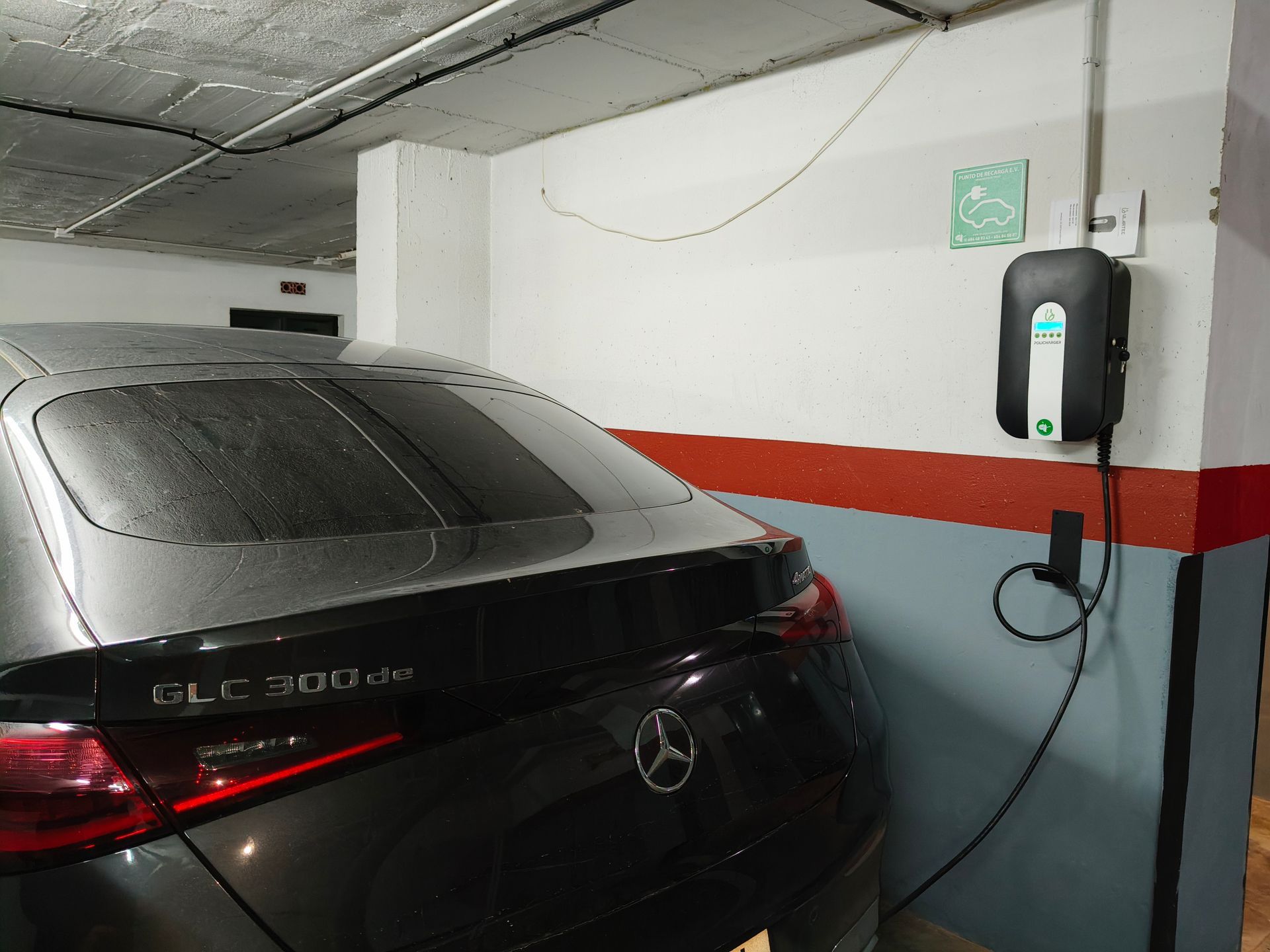 Venta de cargador coche eléctrico Wallbox- Policharger NW-T2 7,4 Kw conector tipo 2 monofásico en Sevilla