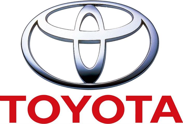 instalación punto de recarga Toyota eléctrico