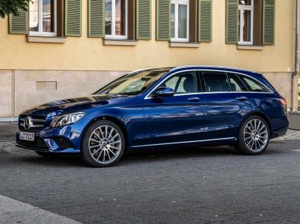 cargadores eléctricos Mercedes Clase C Híbrido económicos empresas instaladores Mercedes Clase C Híbrido en Sevilla