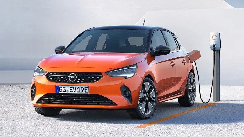 instalación punto de recarga Opel Corsa-e electrico en Sevilla
